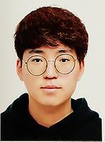 김유현 사진